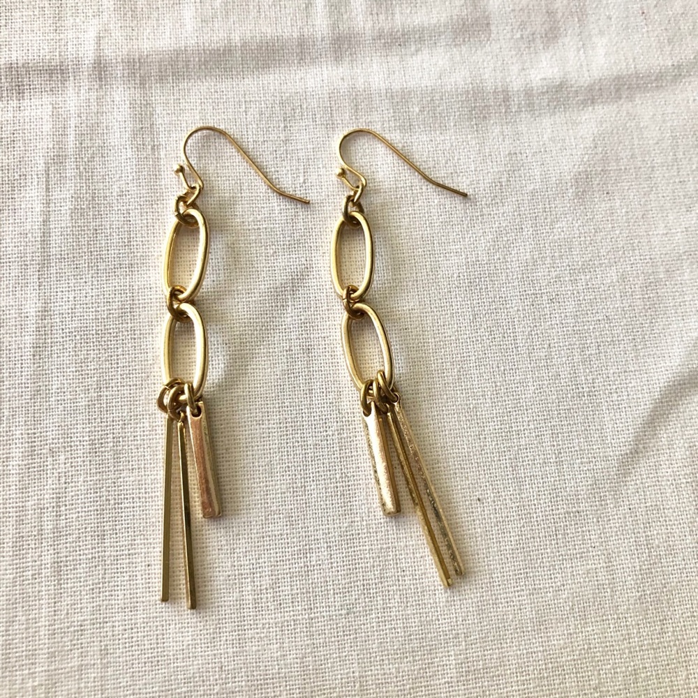 Vintage gold tone pierced dangle earrings